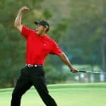 Tiger Woods  forstætter med at spille i rødt